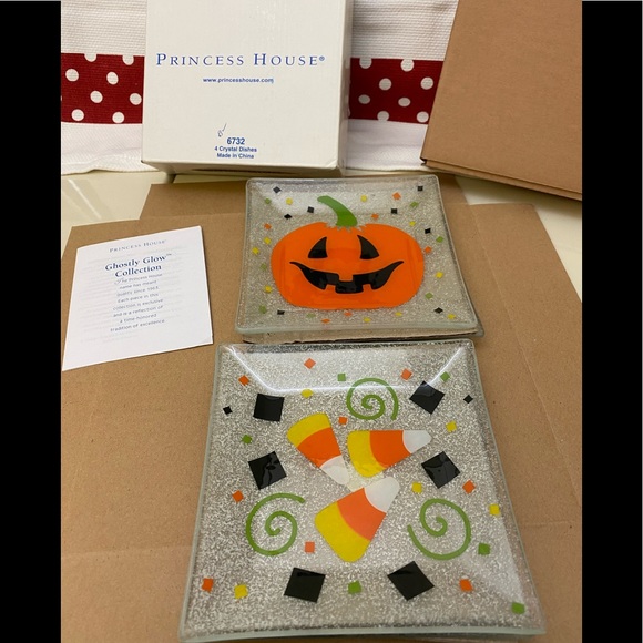 Princess House Other - 6732 Princess House Ghostly Glow Crystal PlatesNIB